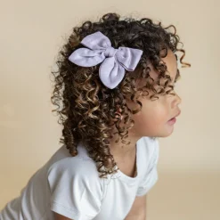 Kyte Baby Bamboo Muslin Alligator Clip Bow in Wisteria Sale
