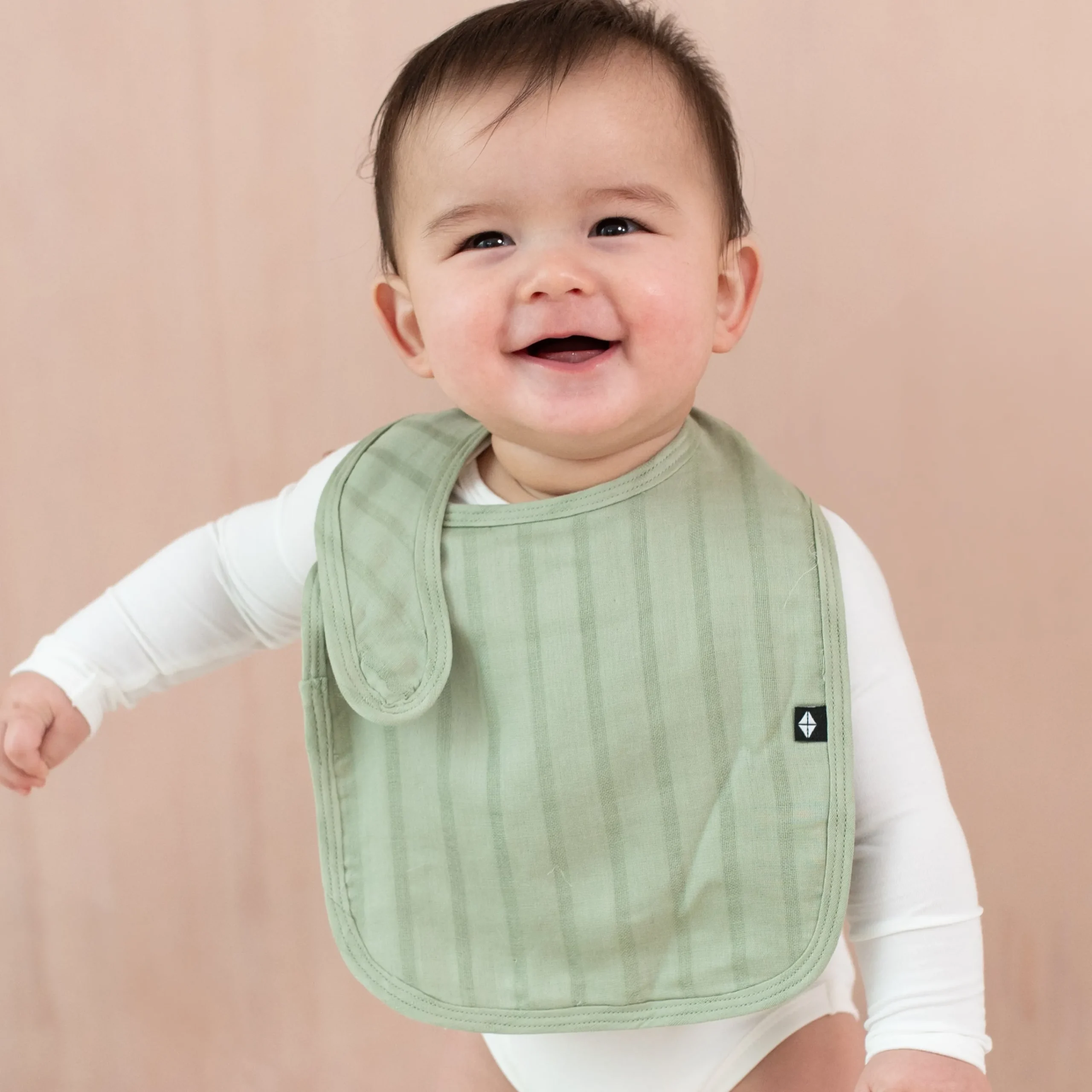 Kyte Baby Bamboo Muslin Bib in Jojoba Best