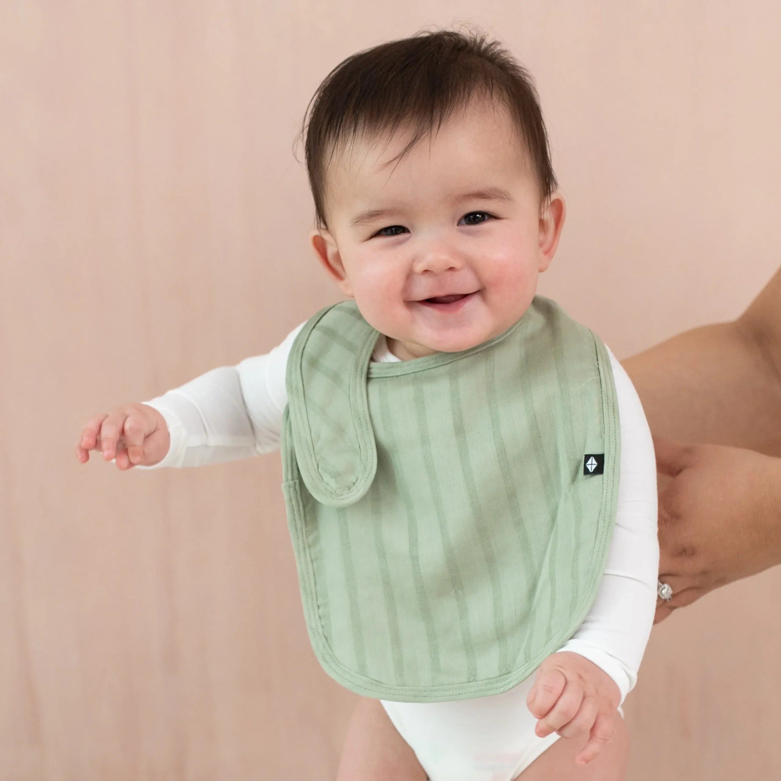 Kyte Baby Bamboo Muslin Bib in Jojoba Best