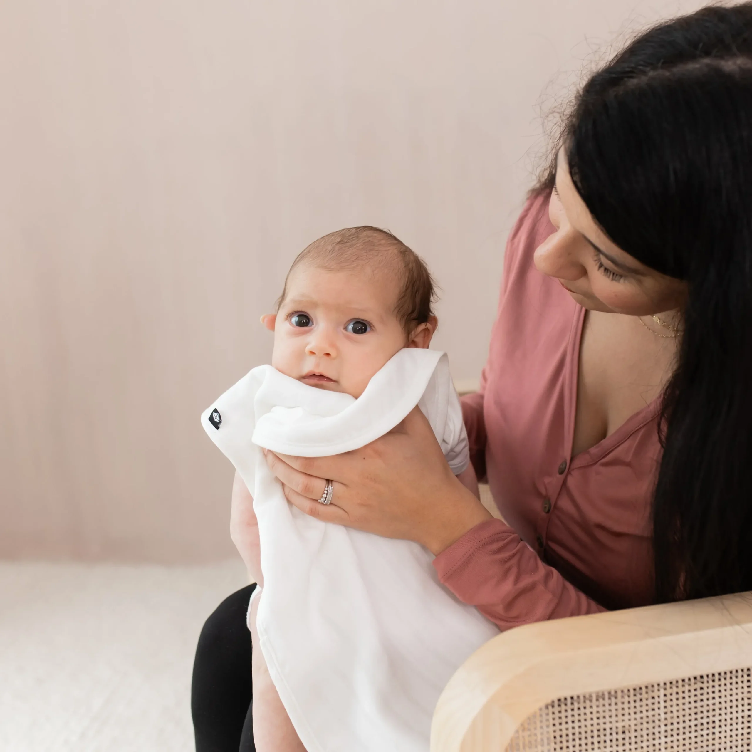 Kyte Baby Bamboo Muslin Burp Cloth in Cloud Hot