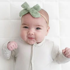 Kyte Baby Bamboo Muslin Medium Bow in Jojoba Best