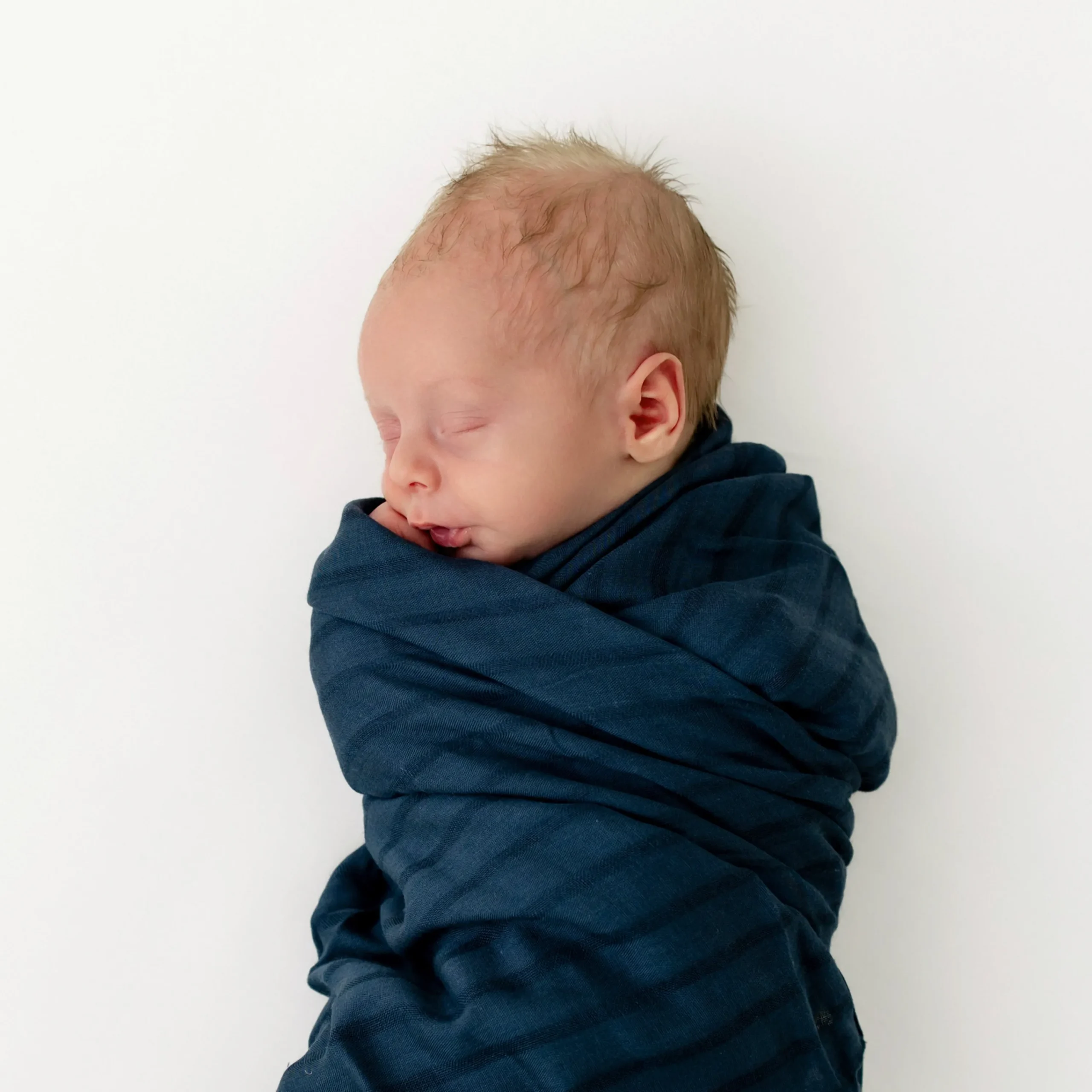 Kyte Baby Bamboo Muslin Swaddle Blanket in Oxford Outlet
