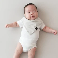 Kyte Baby Bib in Oat Hot
