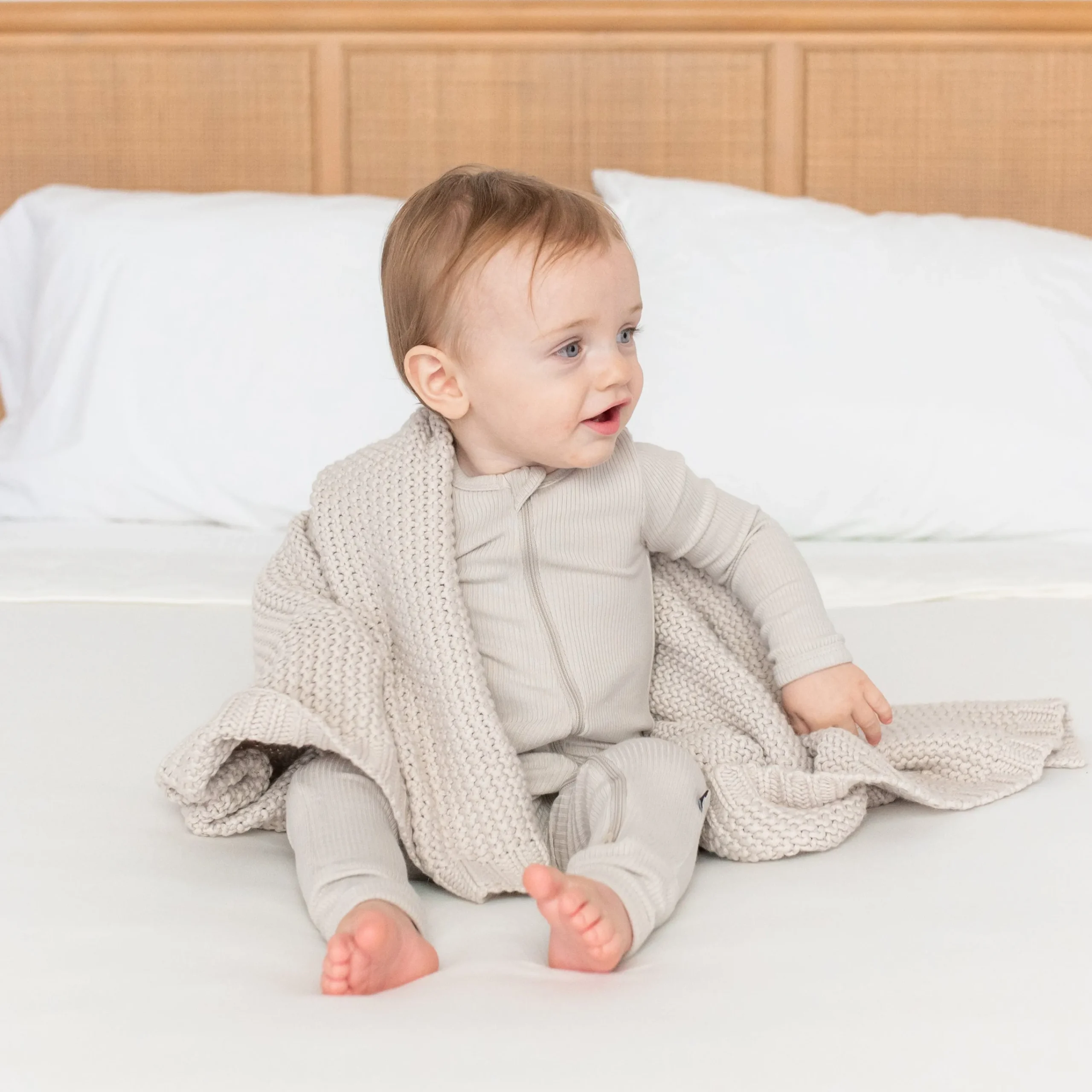 Kyte Baby Chunky Knit Baby Blanket in Oat Outlet