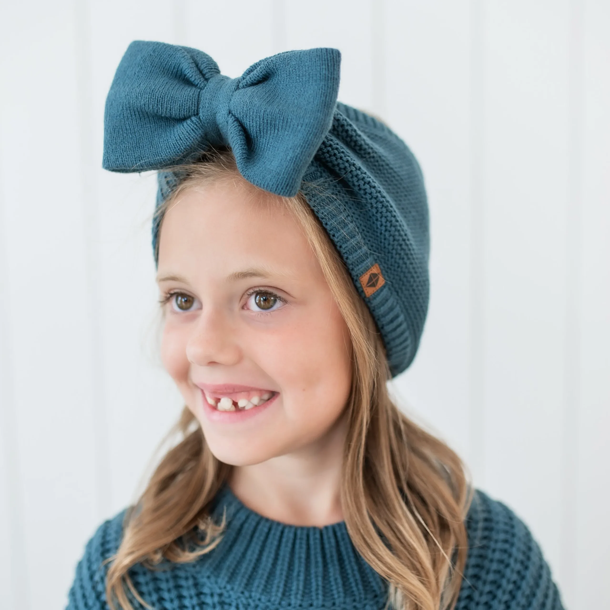 Kyte Baby Chunky Knit Bow Headband in Atlantic Online