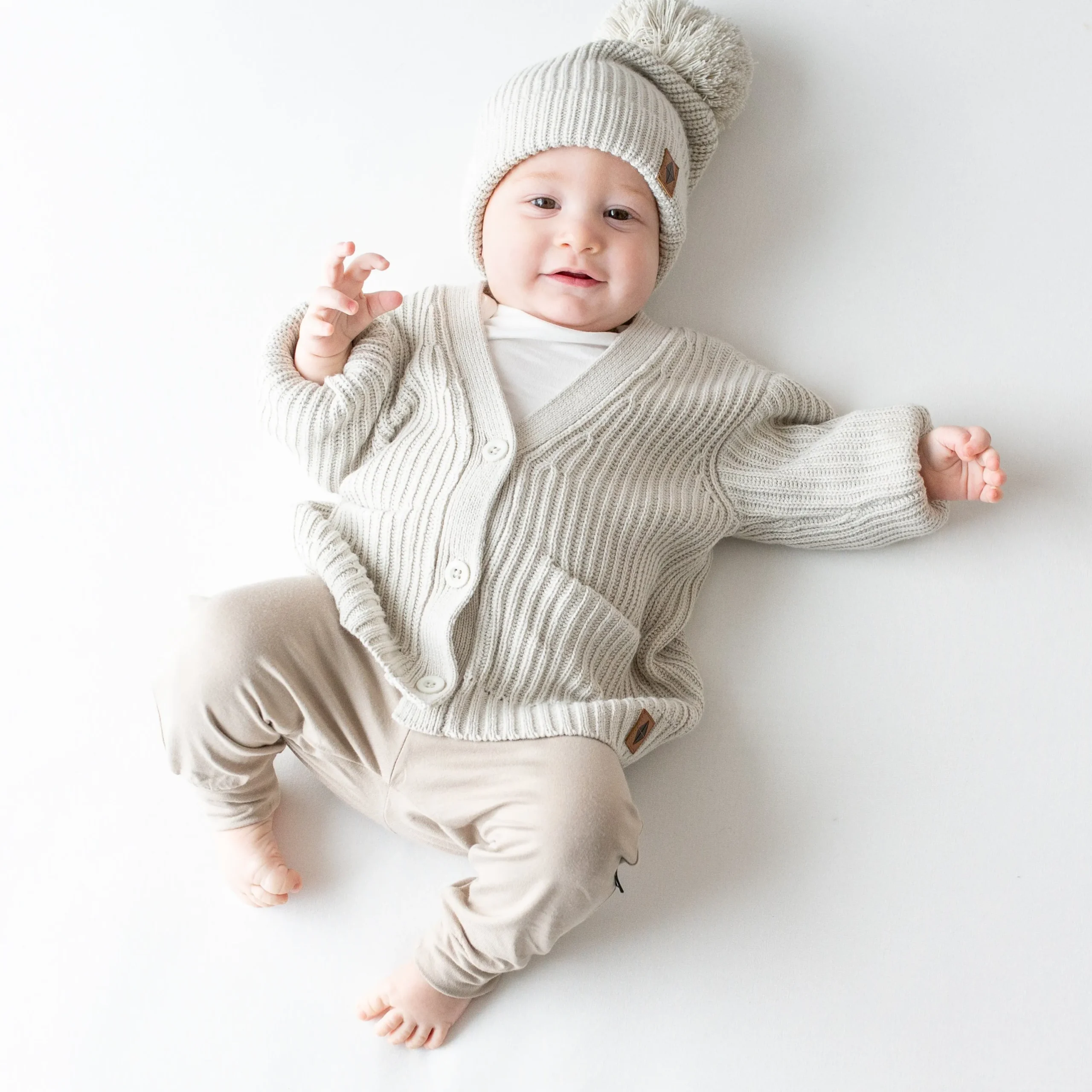 Kyte Baby Chunky Knit Oversized Cardigan in Oat Outlet