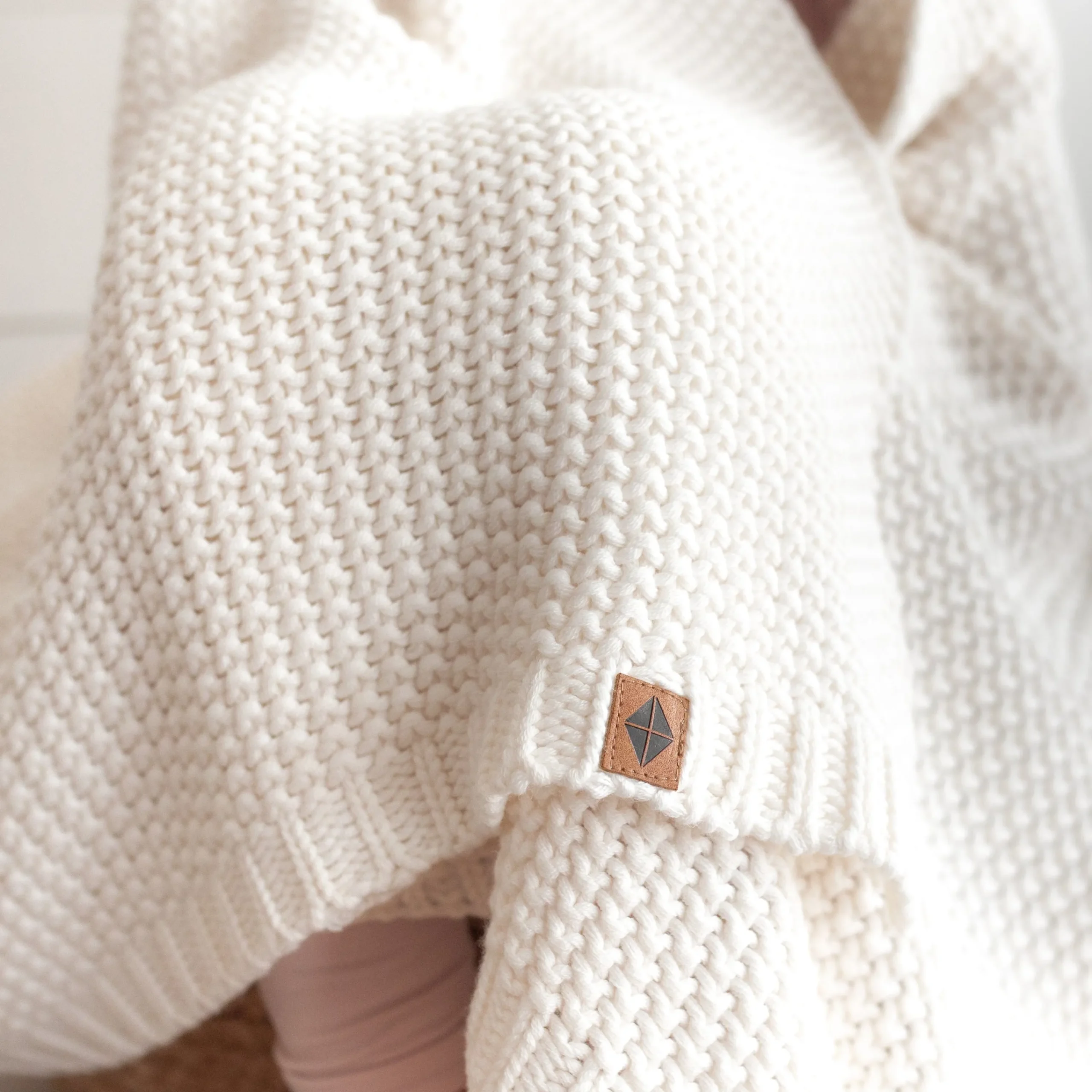 Kyte Baby Chunky Knit Toddler Blanket in Cloud Discount