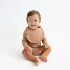 Kyte Baby Cushy Bib in Latte Best