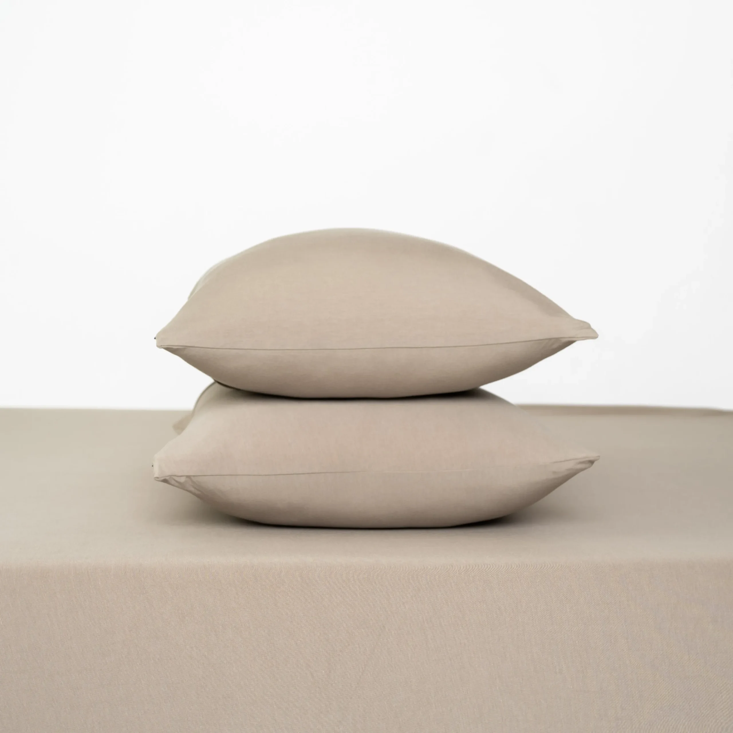 Kyte Baby Fitted Sheet with Pillowcases in Almond Best