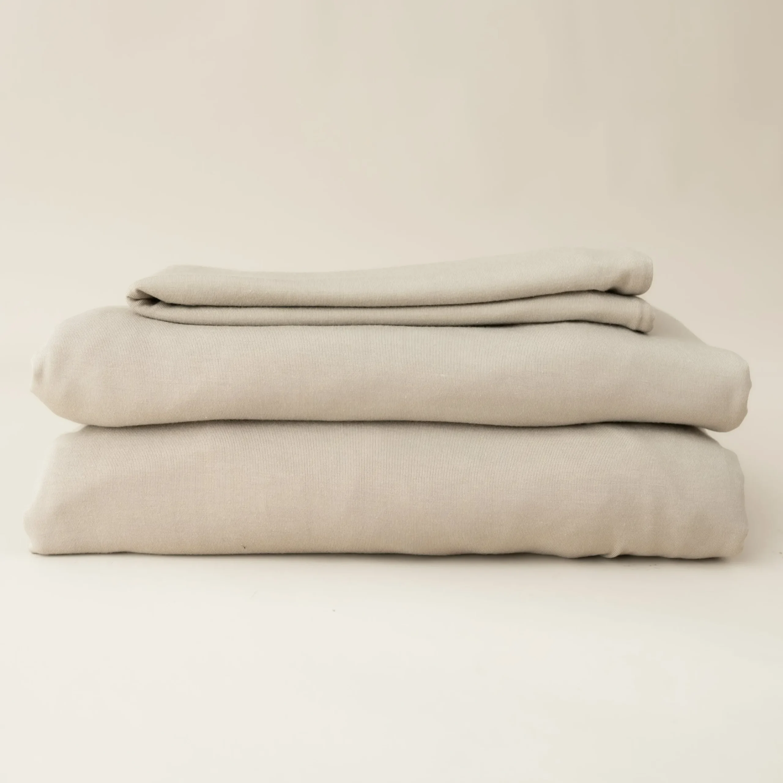Kyte Baby Fitted Sheet with Pillowcases in Almond Best