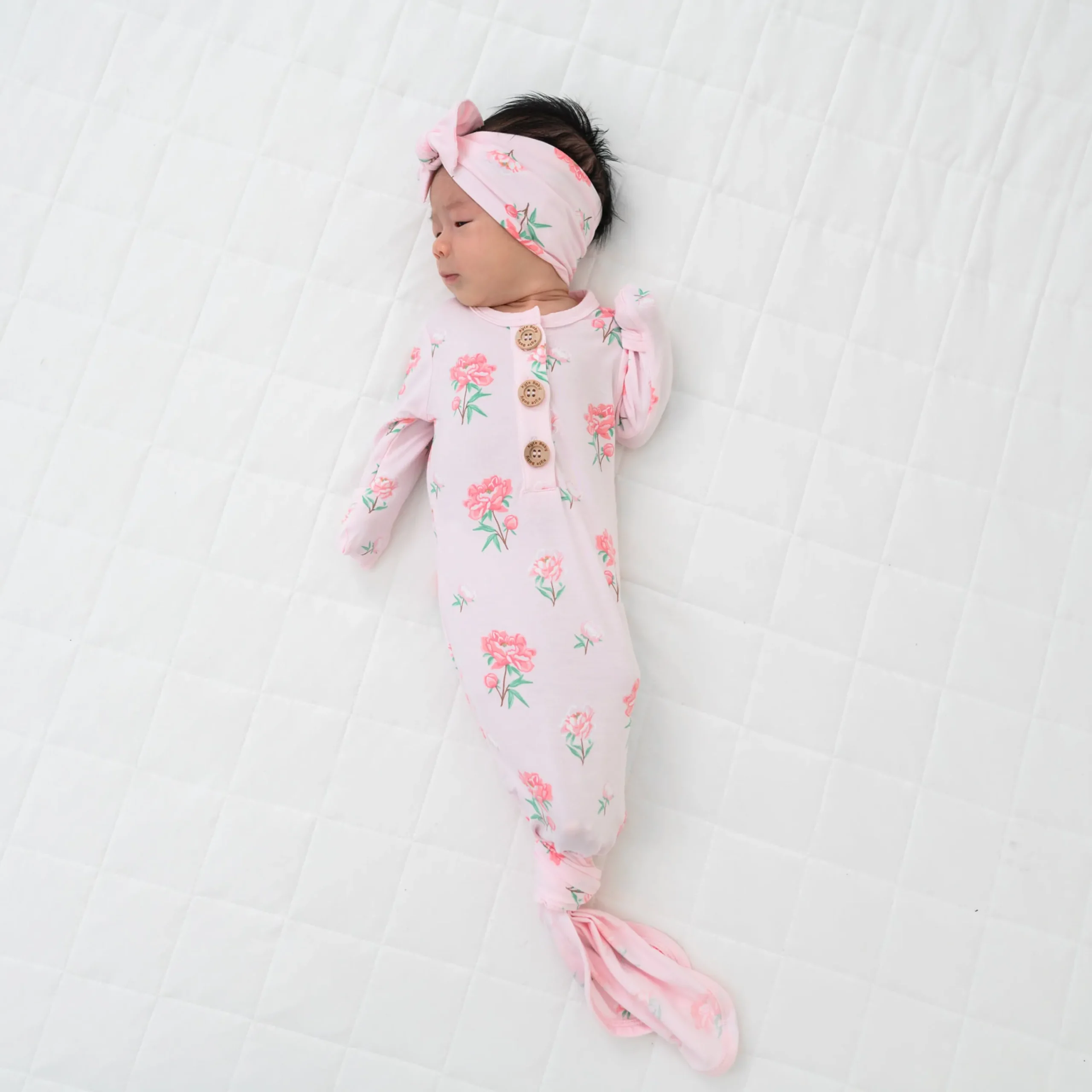 Kyte Baby Knotted Gown with Bow Set in Sakura Peony Sale