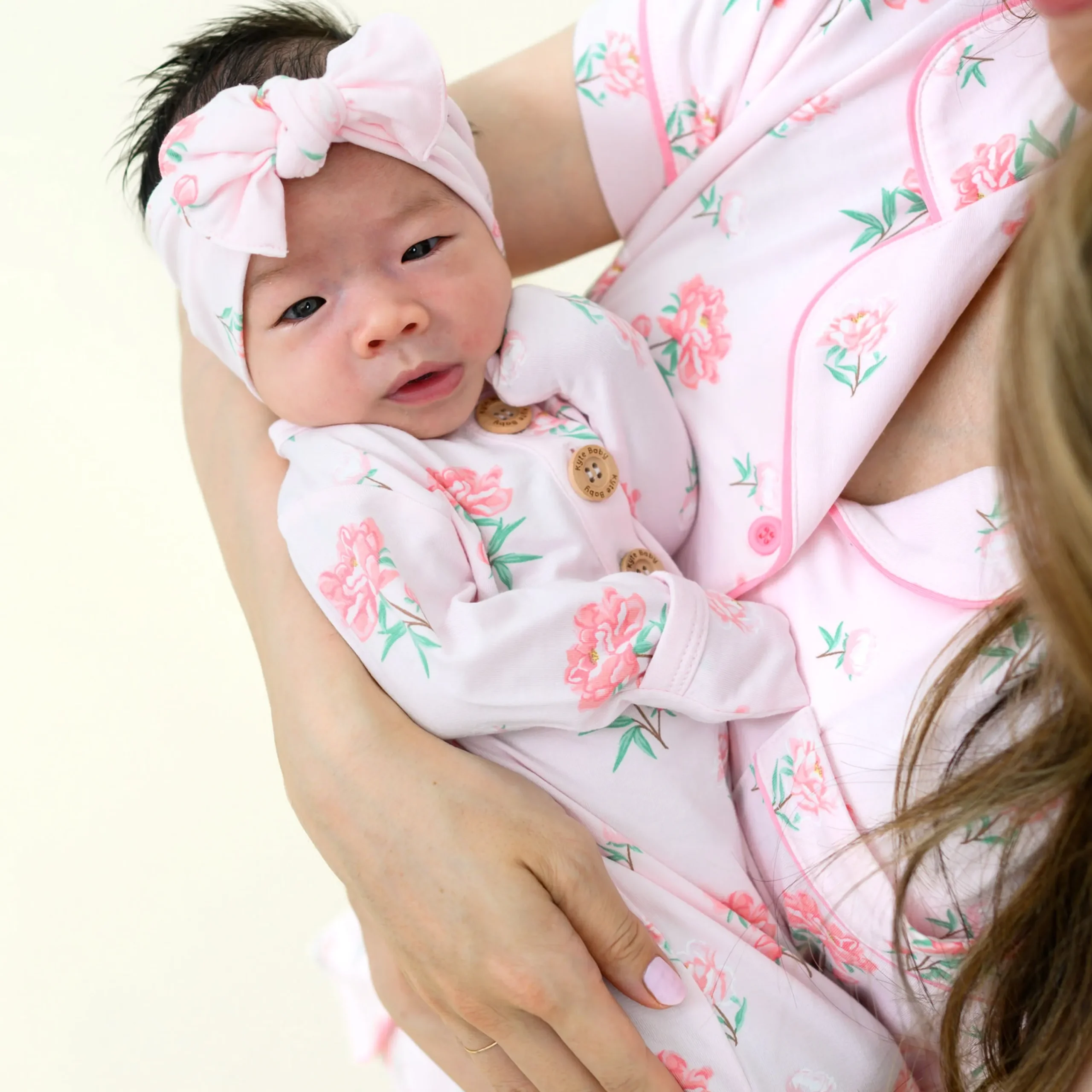 Kyte Baby Knotted Gown with Bow Set in Sakura Peony Sale