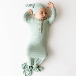 Kyte Baby Knotted Gown with Hat Set in Sage Clearance