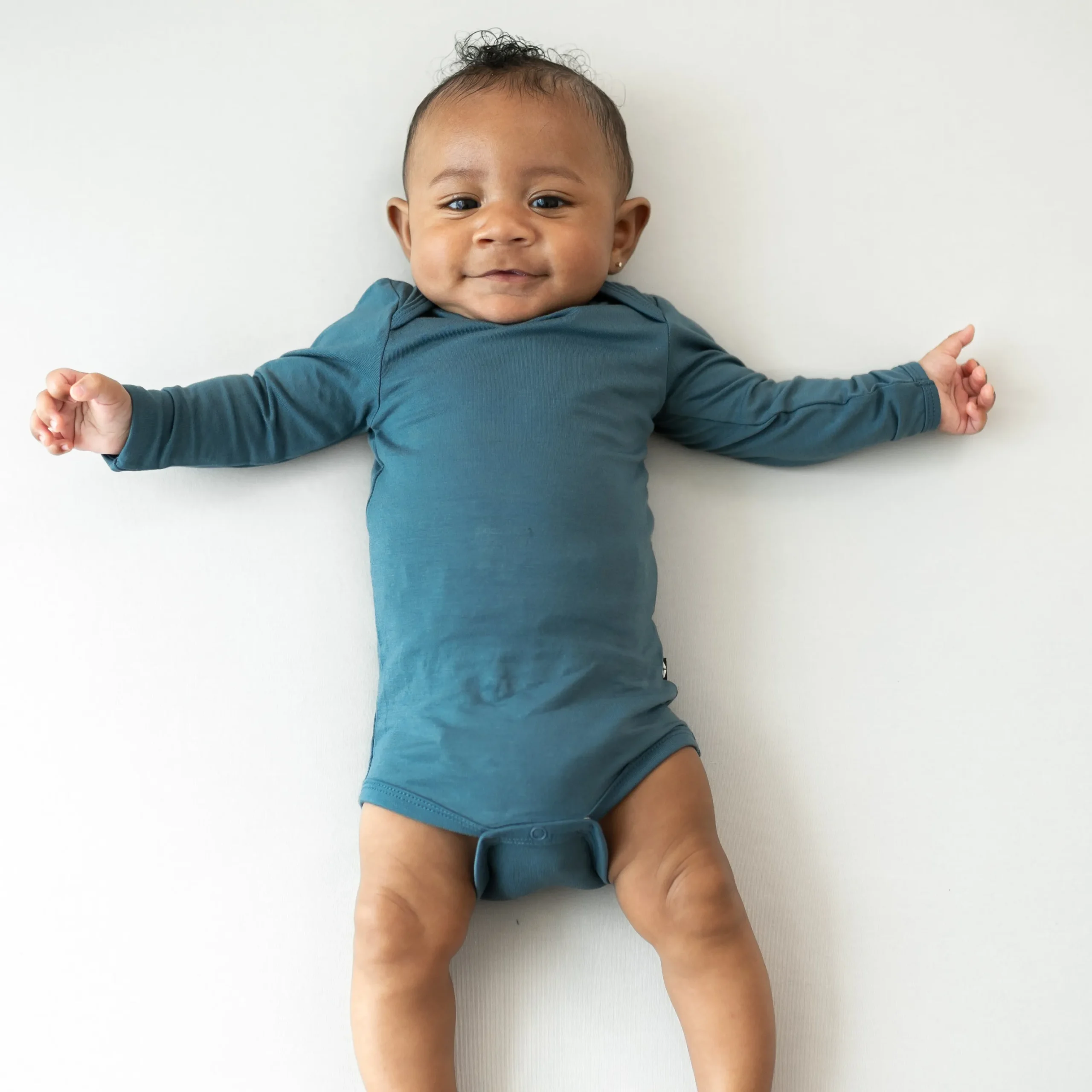 Kyte Baby Long Sleeve Bodysuit in Atlantic Sale