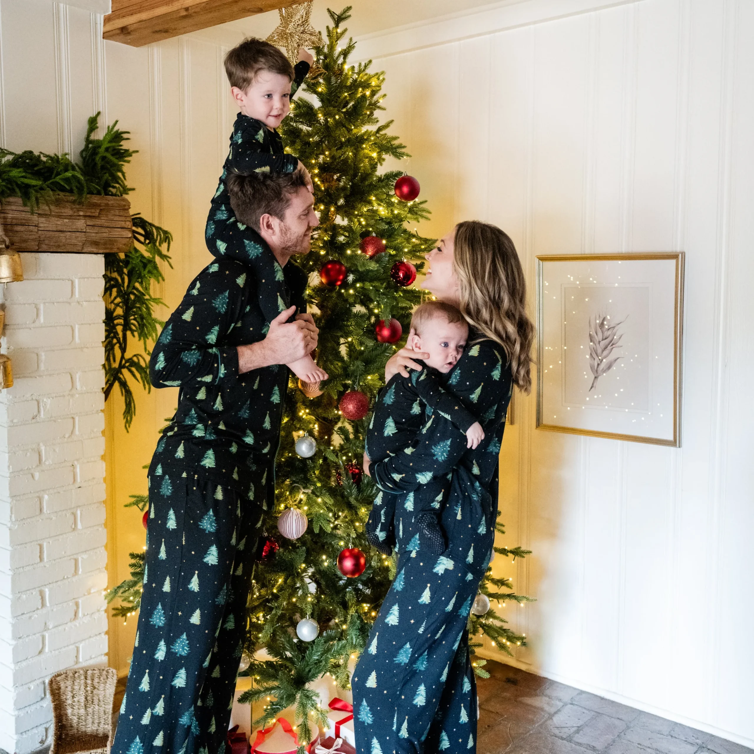 Kyte Baby Long Sleeve Pajamas in Twinkle Tree