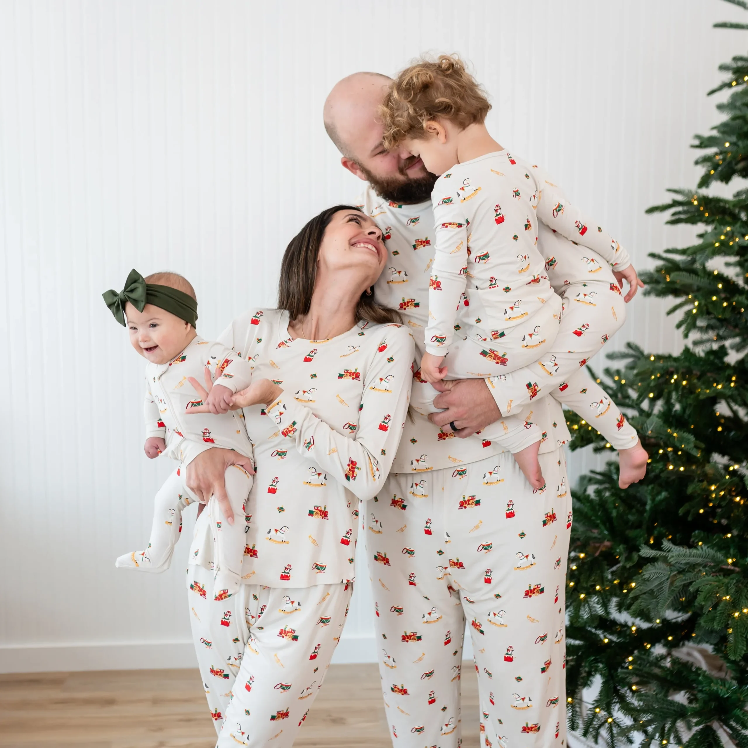 Kyte Baby Long Sleeve Pajamas in Vintage Toys Discount