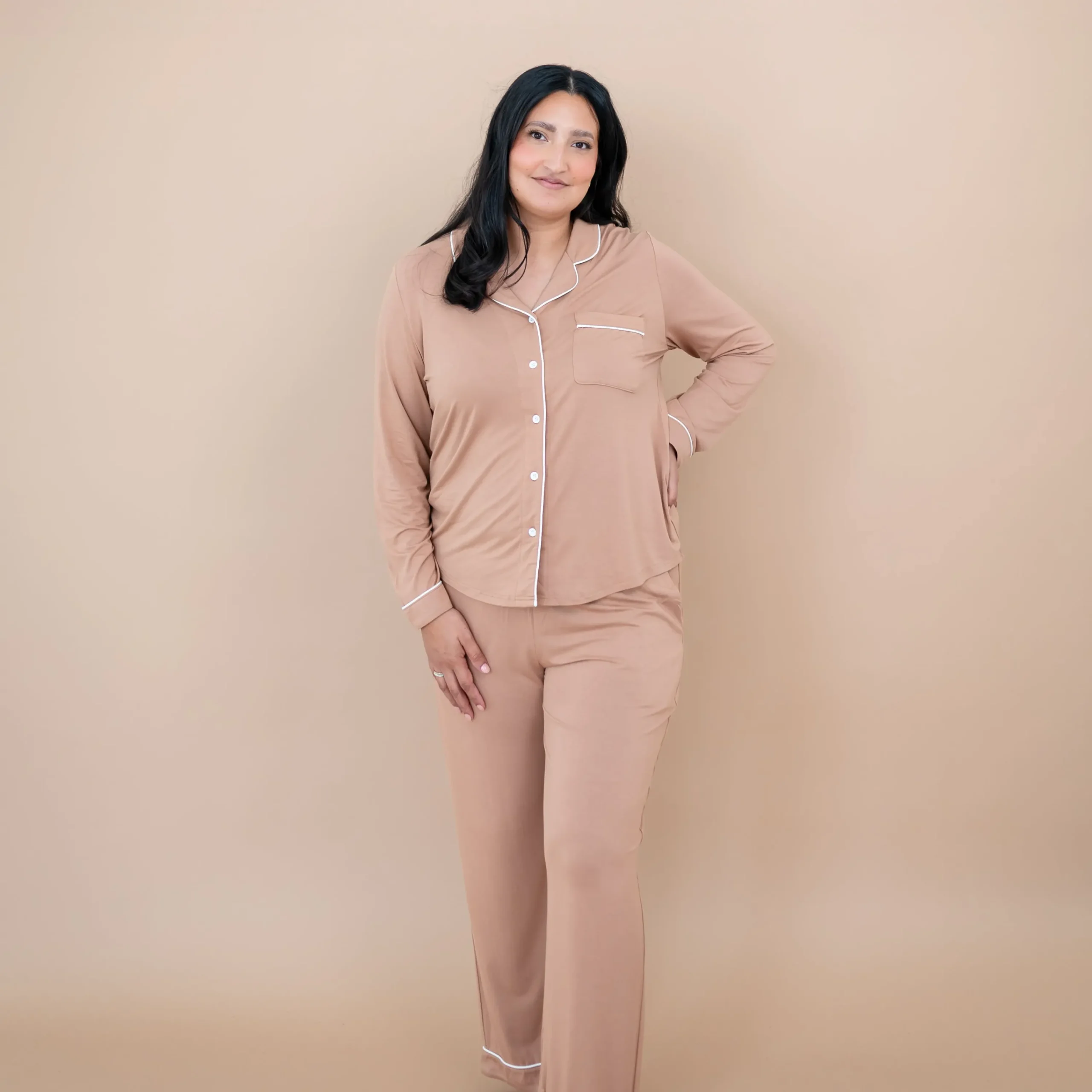 Kyte Baby Long-Sleeved Women's Pajama Set in with Cloud Trim Latte Sale