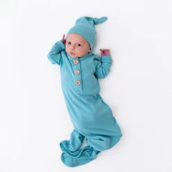 Kyte Baby Ribbed Knotted Gown with Hat Set in Makai Outlet