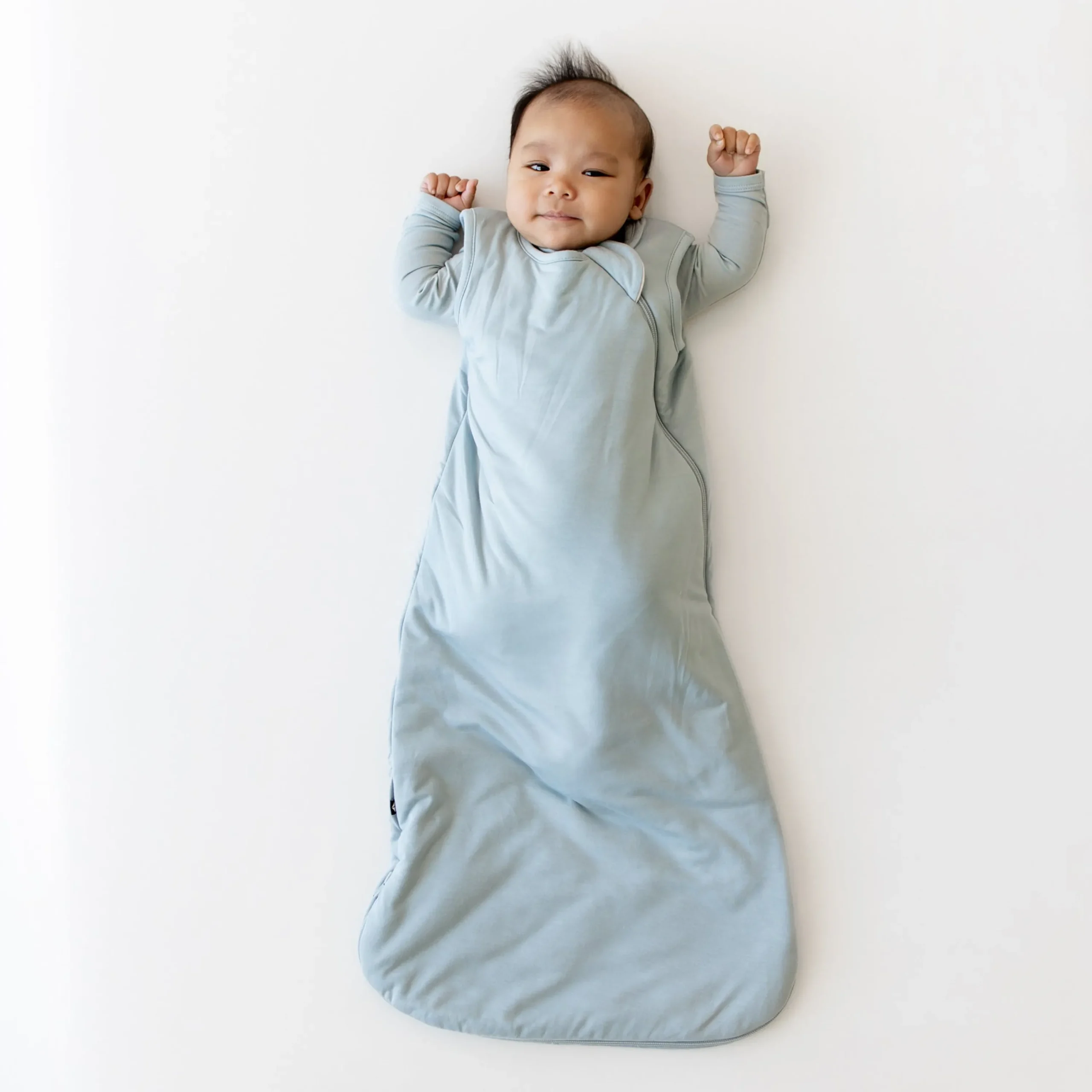 Kyte Baby Sleep Bag in 1.0 Fog Hot