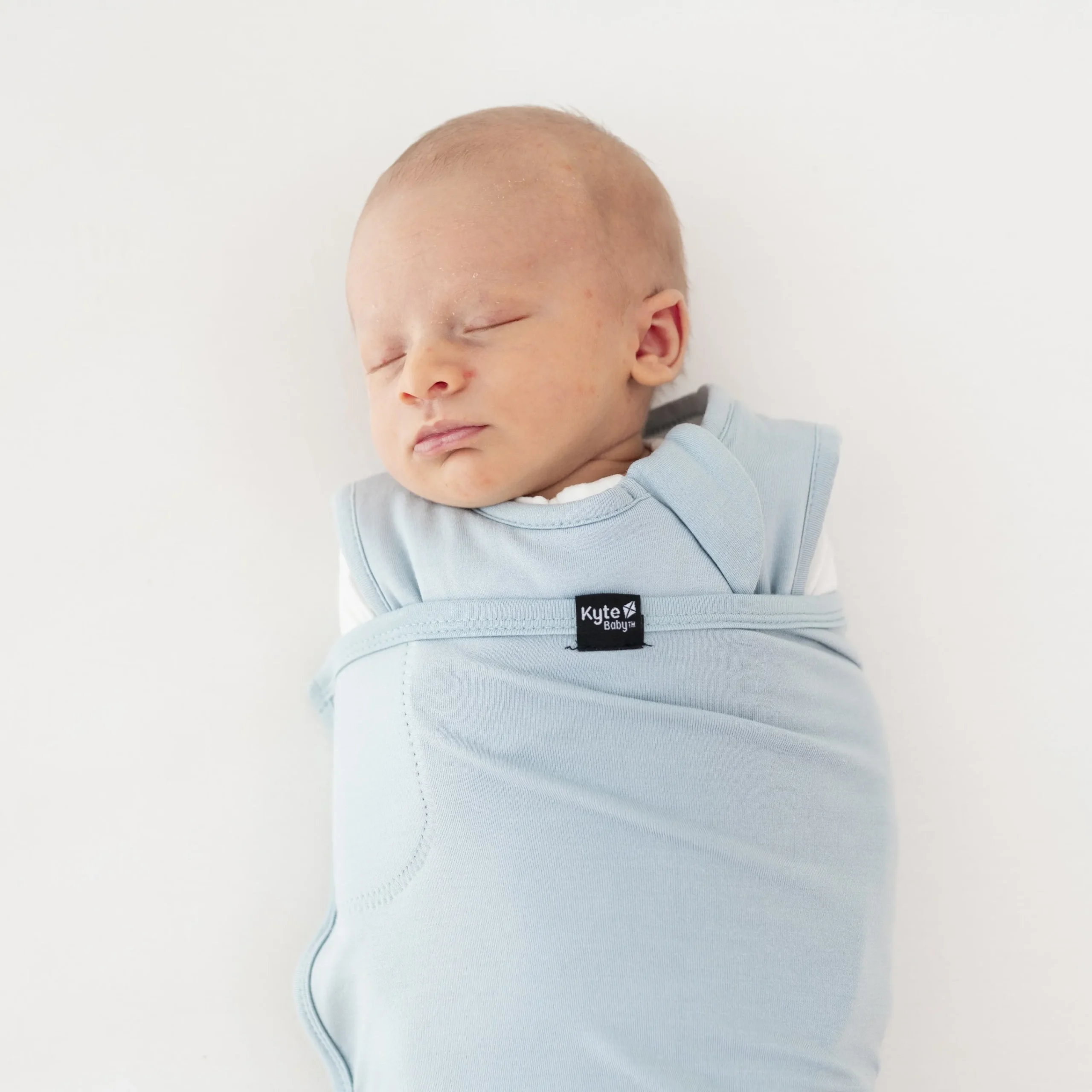 Kyte Baby Sleep Bag Swaddler in 1.0 Fog Online