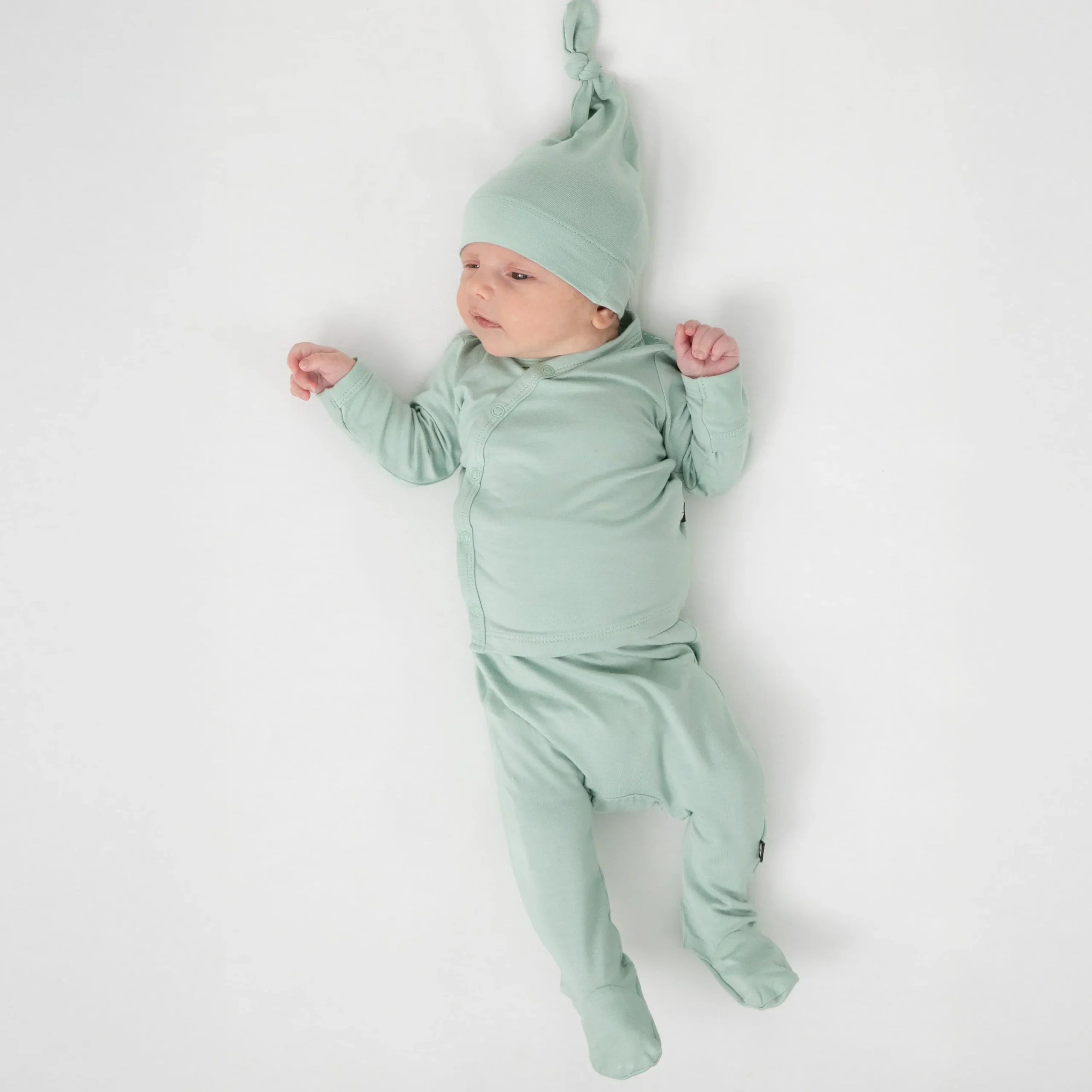 Kyte Baby Take Me Home Set with Cap in Sage Hot