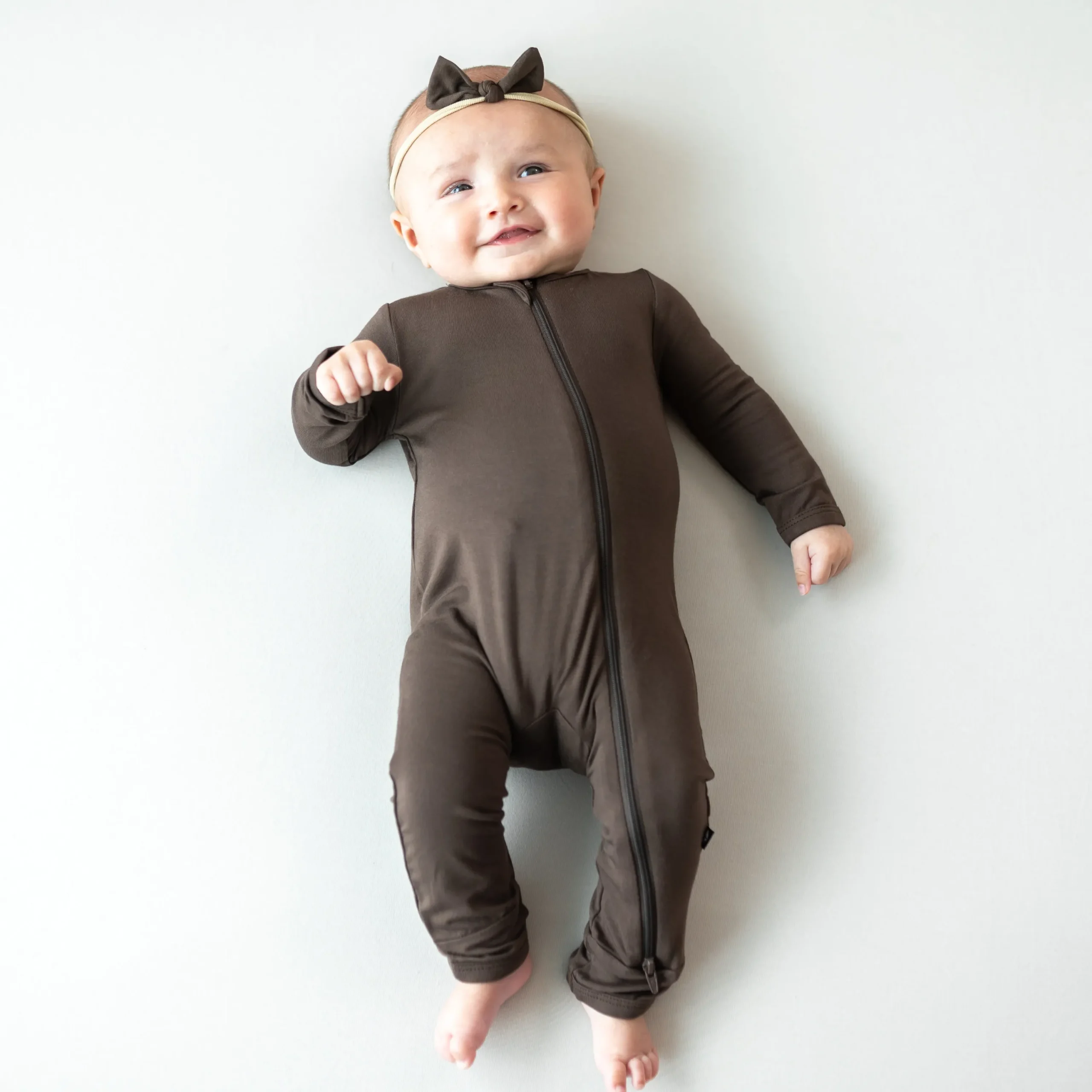 Kyte Baby Tiny Nylon Bow in Espresso