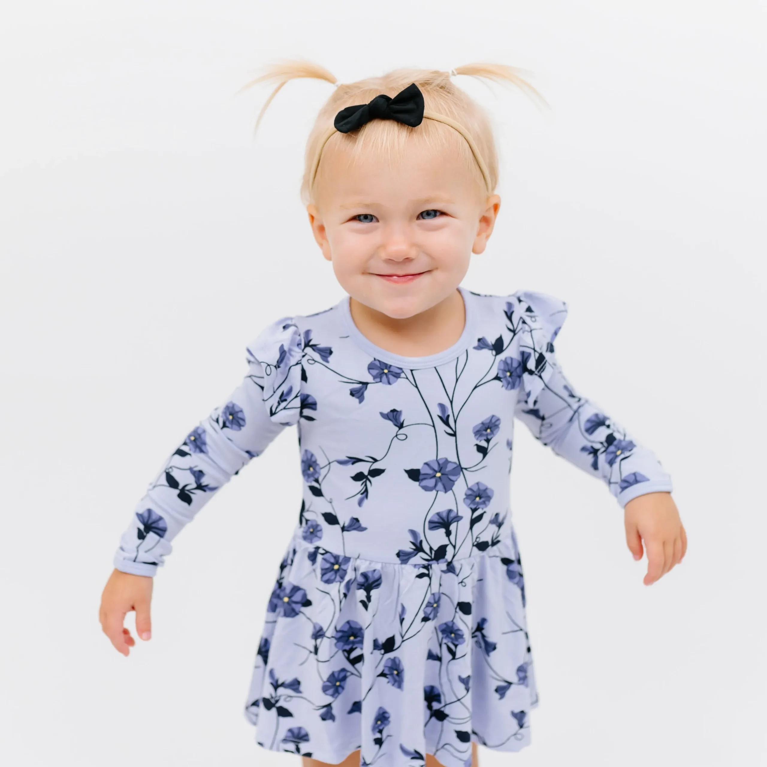 Kyte Baby Tiny Nylon Bow in Midnight