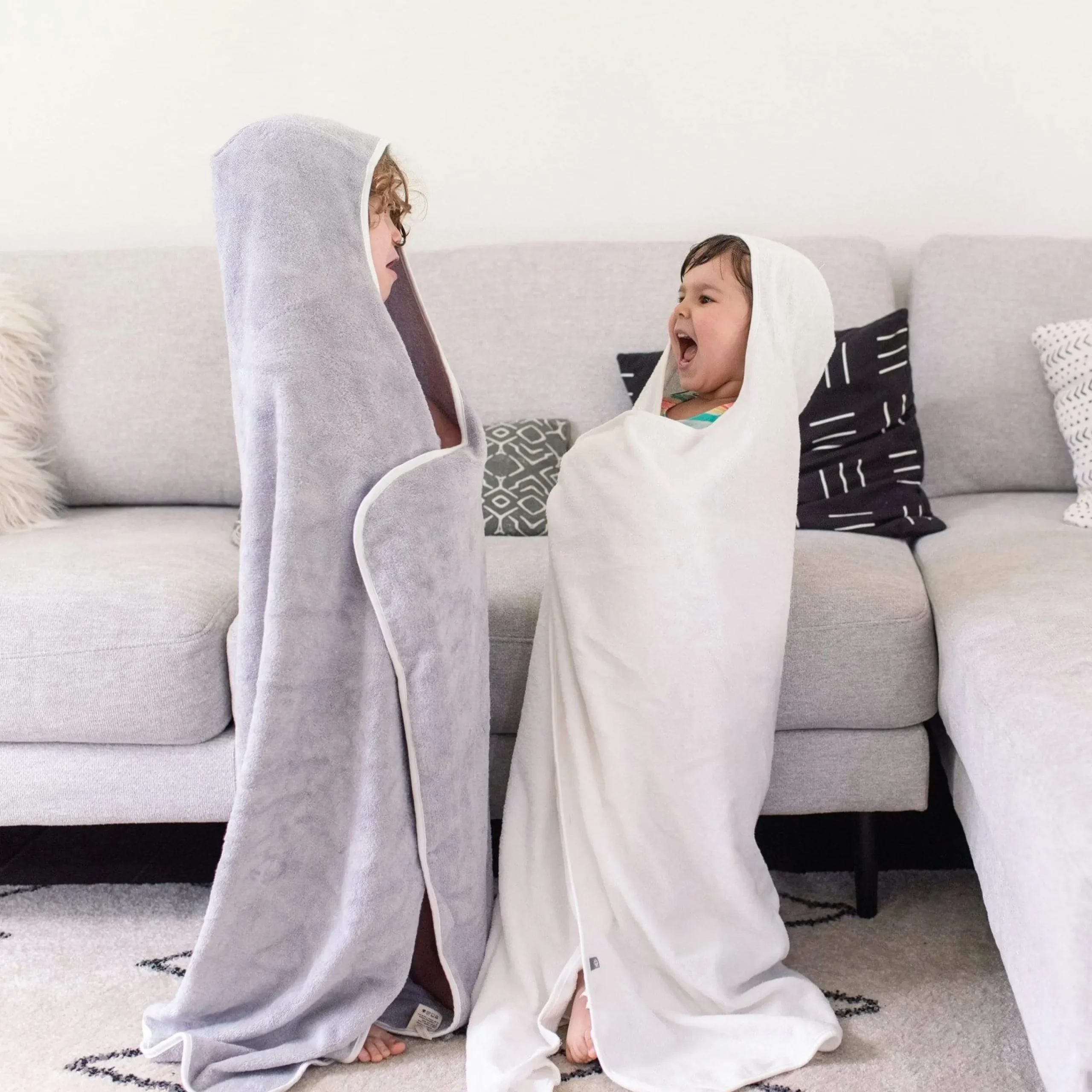 Kyte Baby Toddler Hooded Bath Towel in Cloud New
