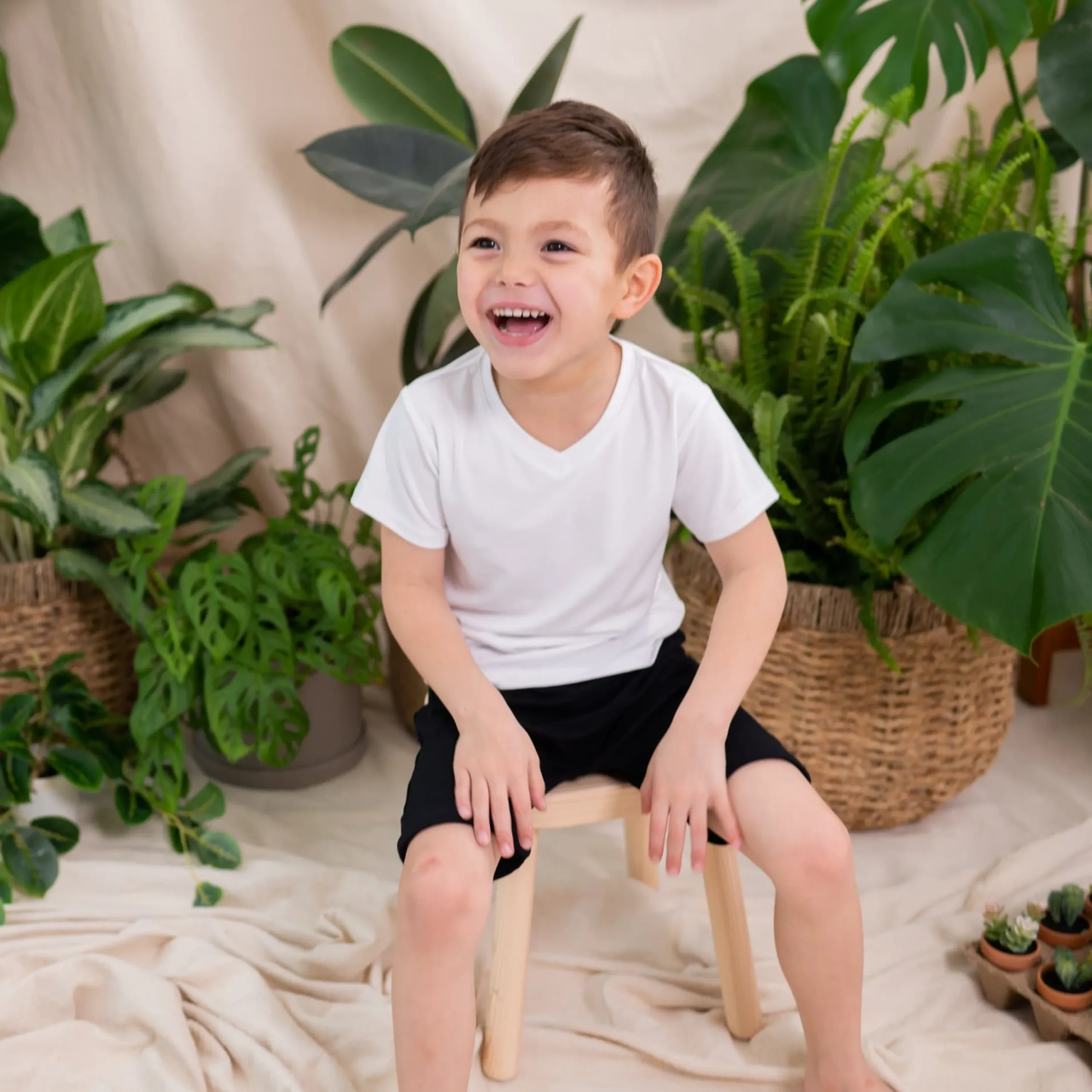 Kyte Baby Toddler V-Neck Tee in Snow Hot