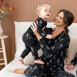 Kyte Baby Women's Jogger Pajama Set in Skeleton Best