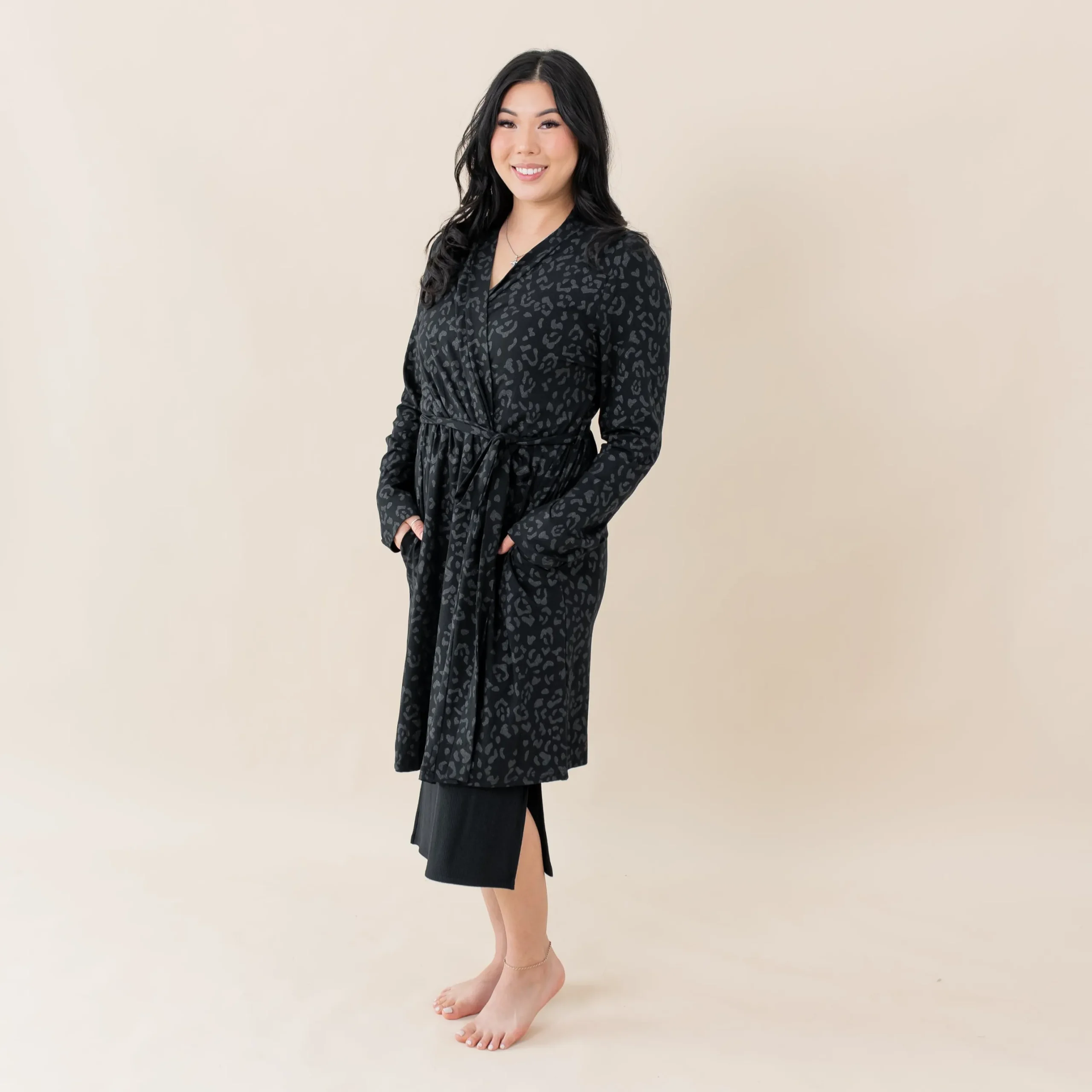 Kyte Baby Women's Lounge Robe in Midnight Leopard Outlet