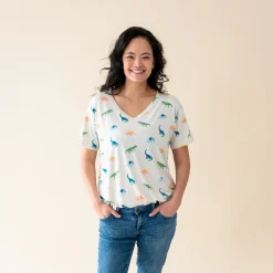 Kyte Baby Women’s Relaxed Fit V-Neck in Ecru Roar New