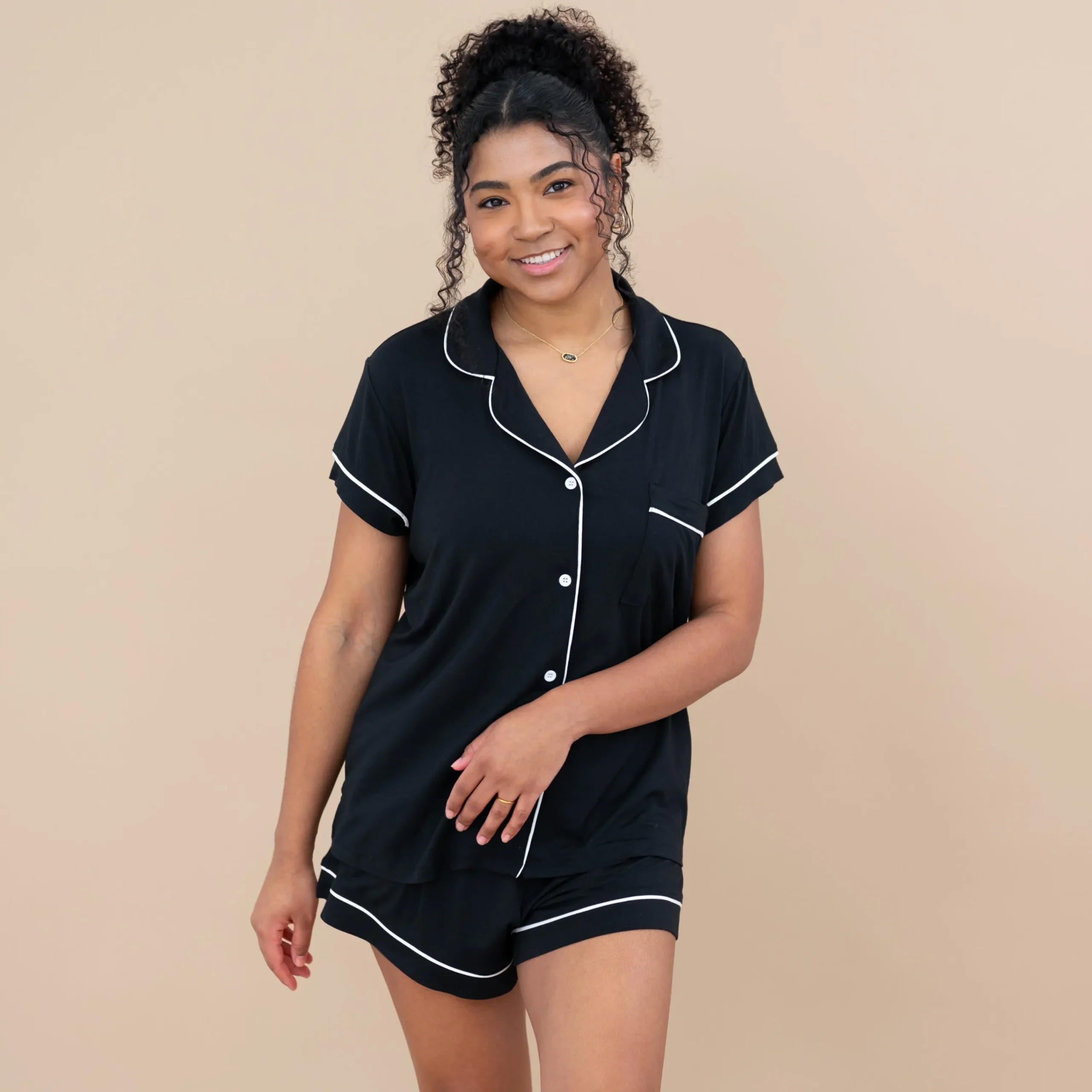Kyte Baby Women’s Short Sleeve Pajama Set in Midnight with Cloud Trim New