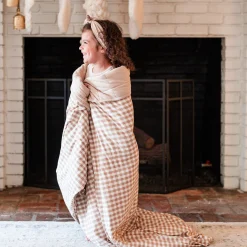 Kyte Baby Youth Blanket in 2.5 Gingham Bisque Outlet
