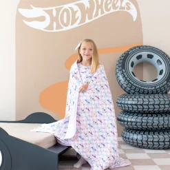 Kyte Baby Youth Blanket in 2.5 Sparkles and Speed Hot