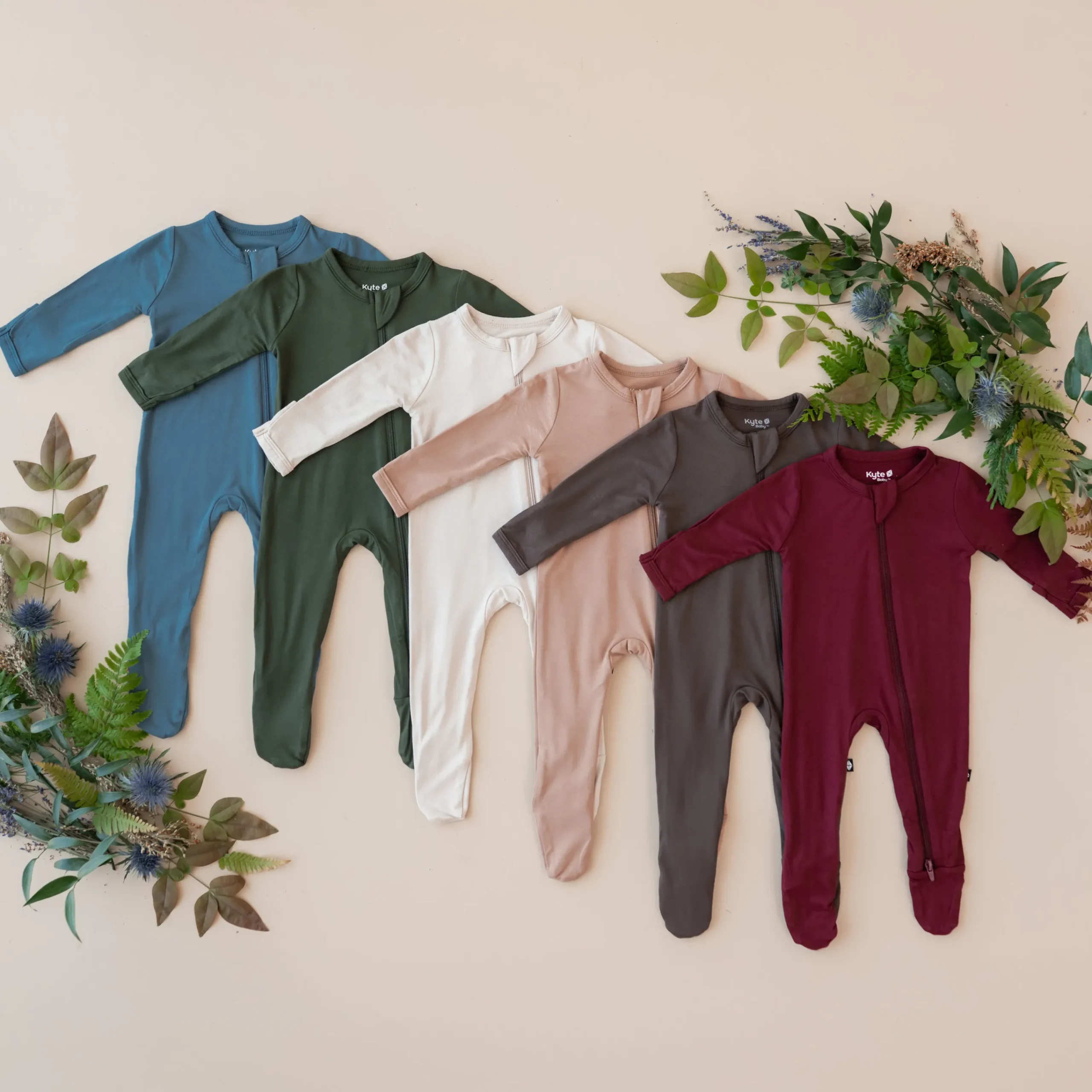 Kyte Baby Zippered Footie in Fir Hot
