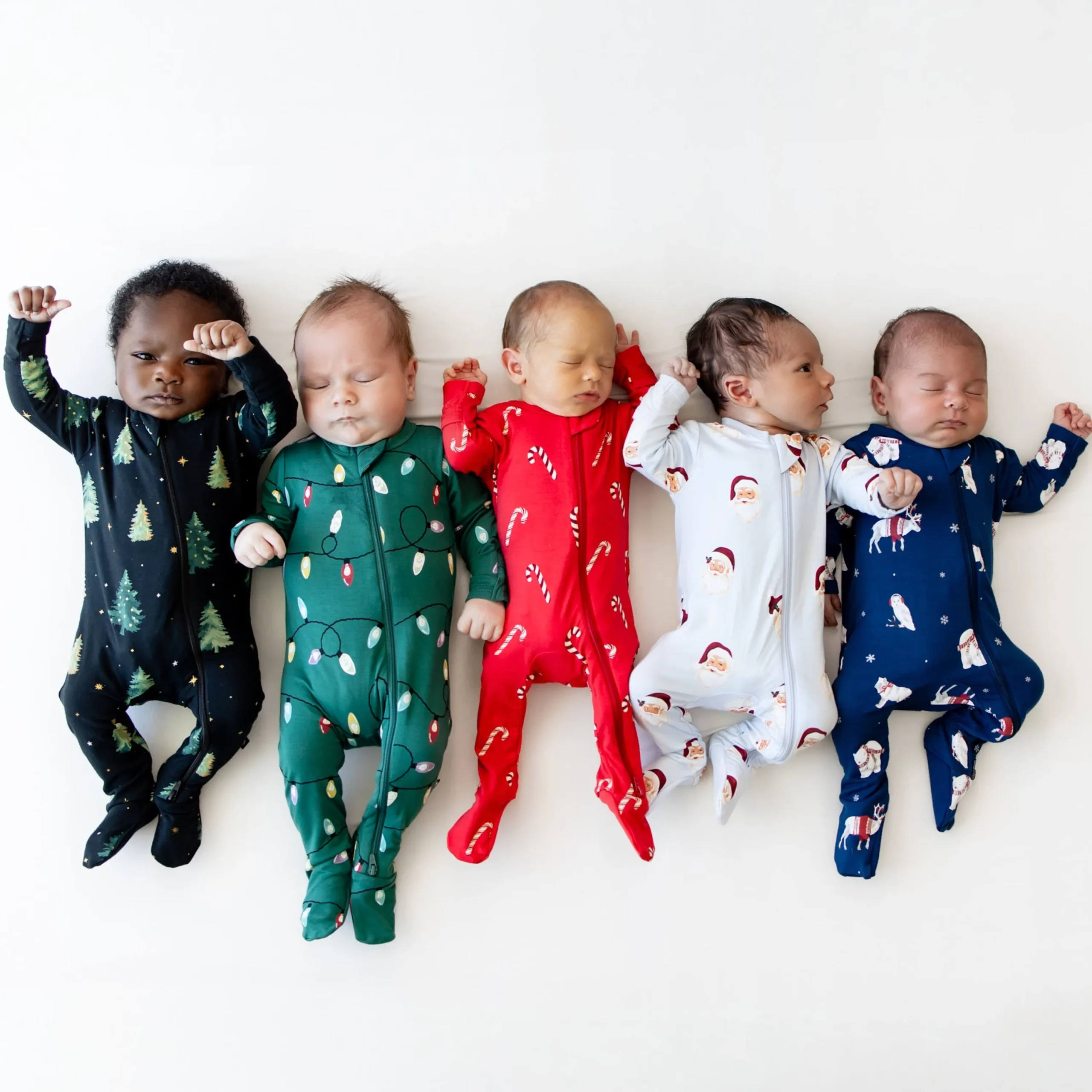 Kyte Baby Zippered Footie in Frosty Friends Online