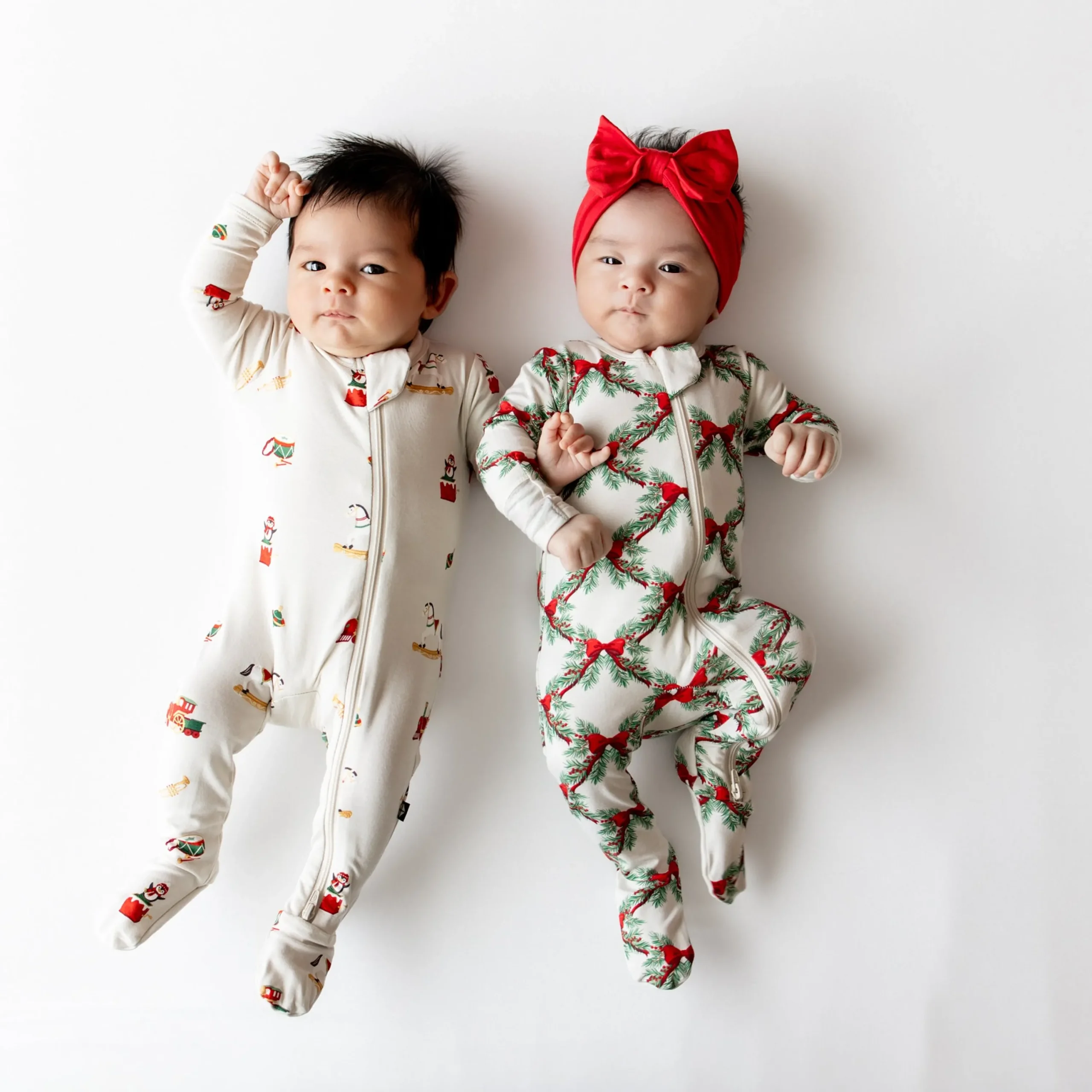 Kyte Baby Zippered Footie in Holiday Bow Outlet