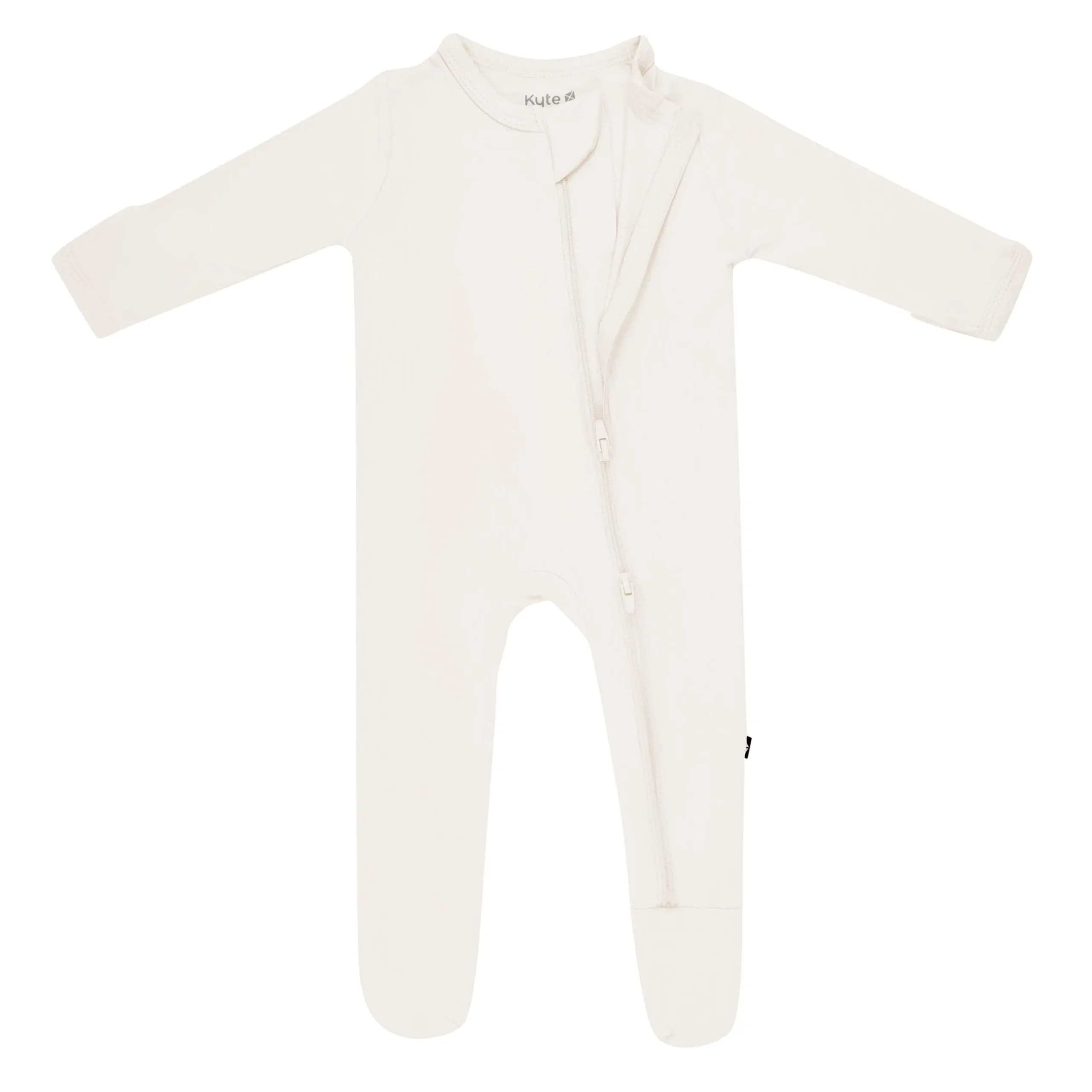 Kyte Baby Zippered Footie in Oat Hot