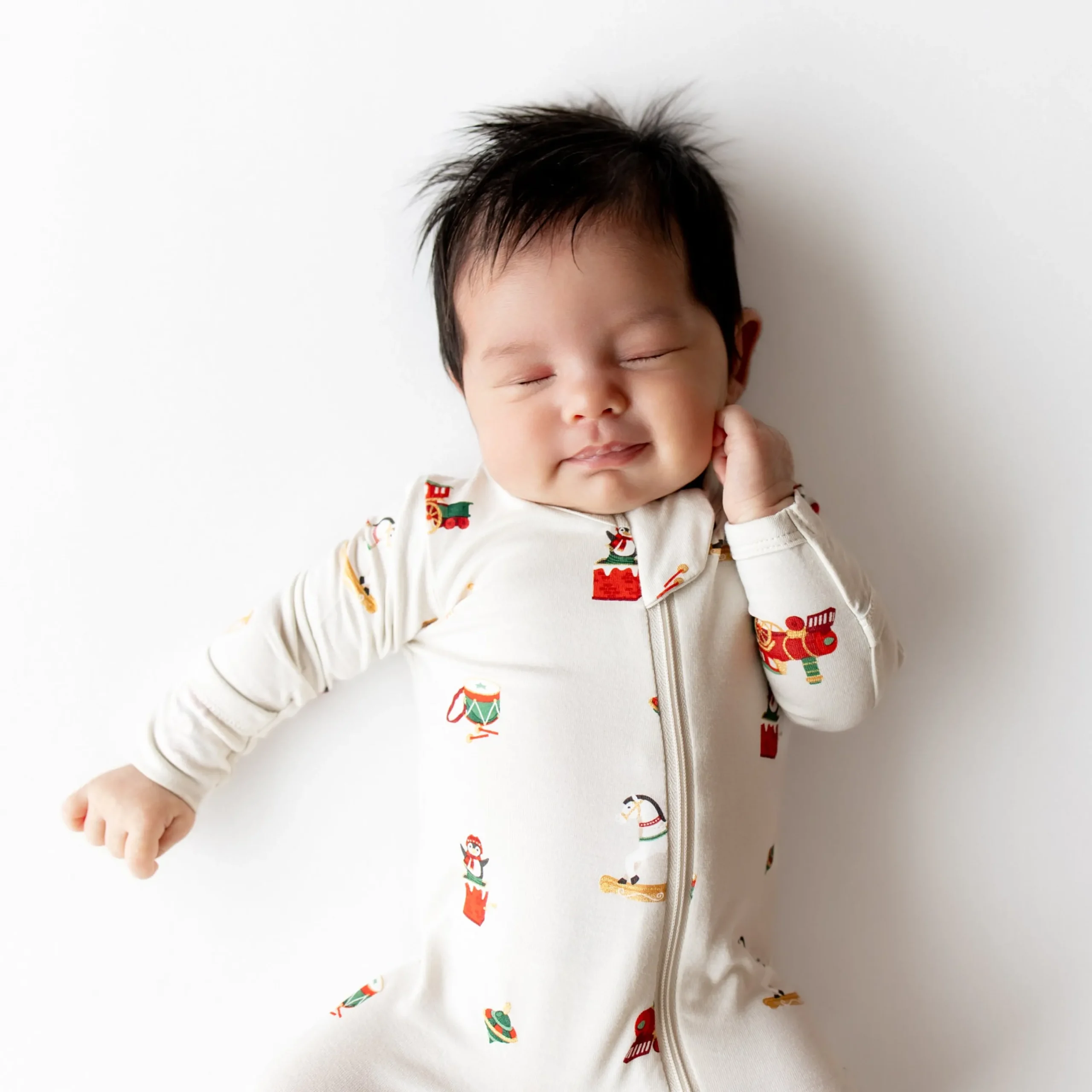 Kyte Baby Zippered Footie in Vintage Toys