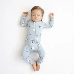 Kyte Baby Zippered Romper in Polar Lights Online