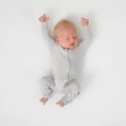 Kyte Baby Zippered Romper in Storm